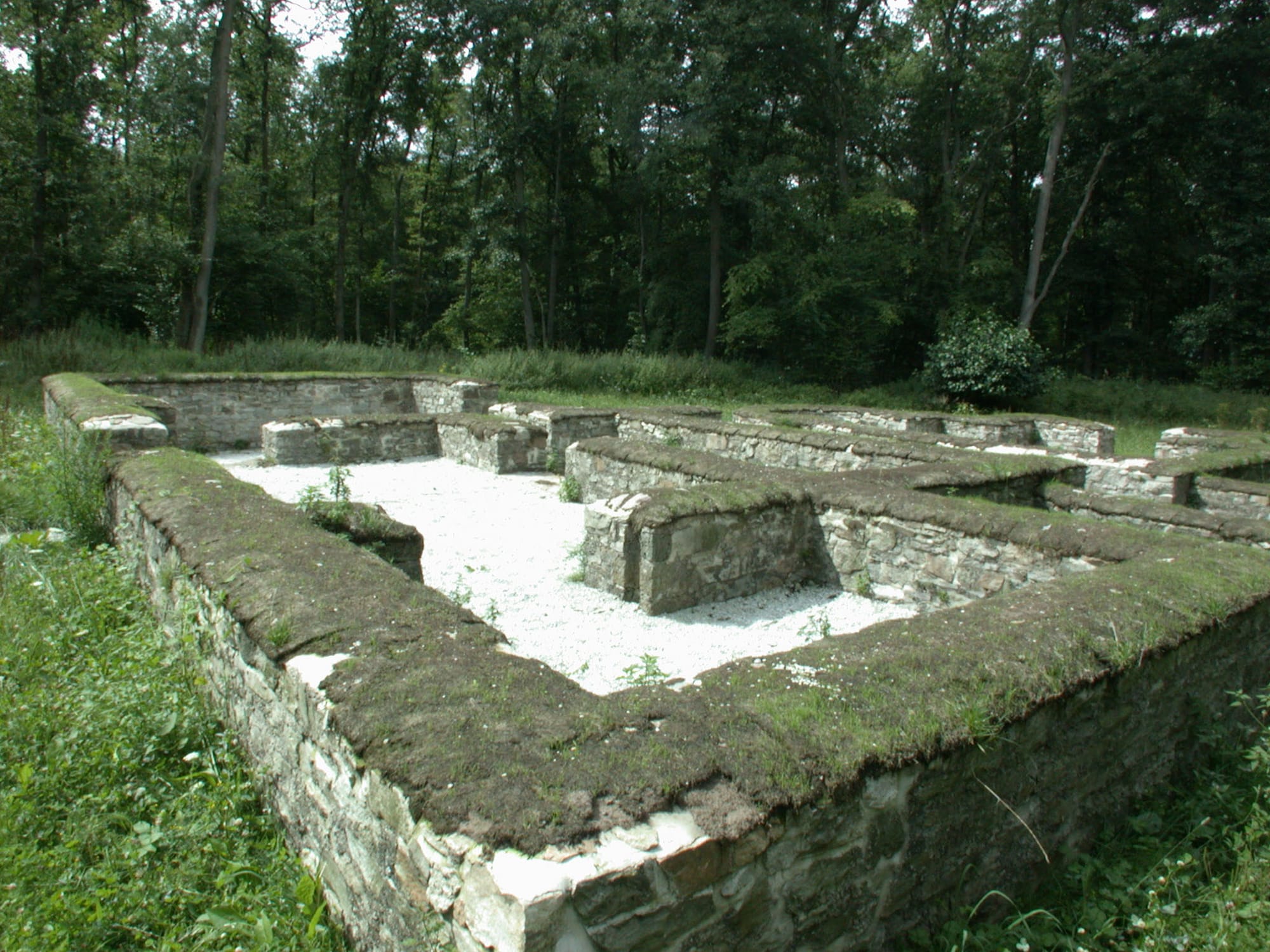 The bath house at Kapersburg fort, photographed in 2006, not the newly found temple.